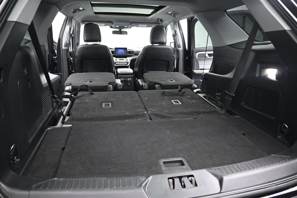 Certified 2023 Ford Explorer XLT w/ Equipment Group 202A RWD image 28