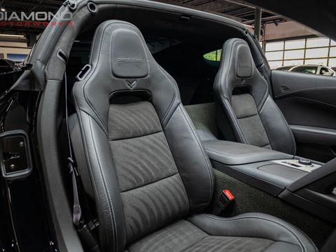 Used 2015 Chevrolet Corvette Z06 w/ 3LZ Preferred Equipment Group RWD image 88