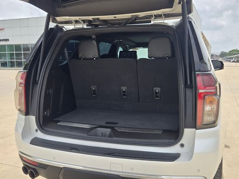 Certified 2021 Chevrolet Tahoe Premier w/ Premium Package image 25