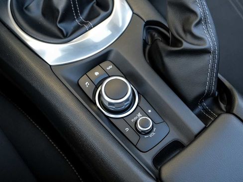 Used 2020 MAZDA MX-5 Miata Club image 26