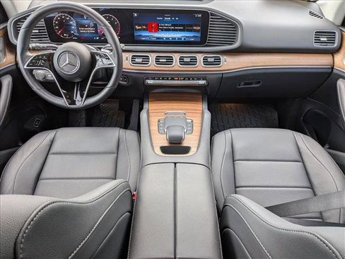 Certified 2025 Mercedes-Benz GLE 350 4MATIC image 19