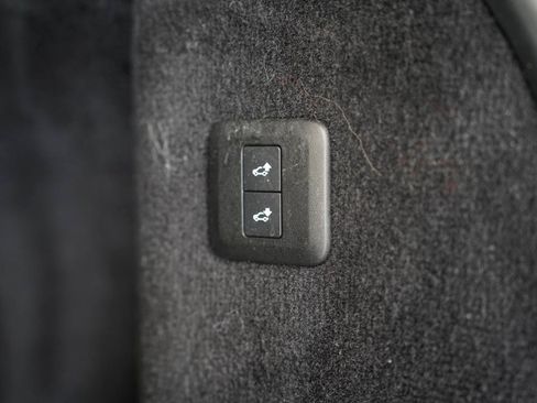Used 2018 Land Rover Range Rover Sport HSE AWD/4WD image 40