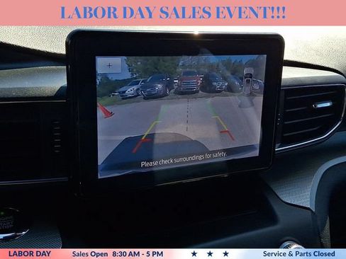 Certified 2020 Ford Explorer XLT w/ Equipment Group 202A AWD/4WD image 24