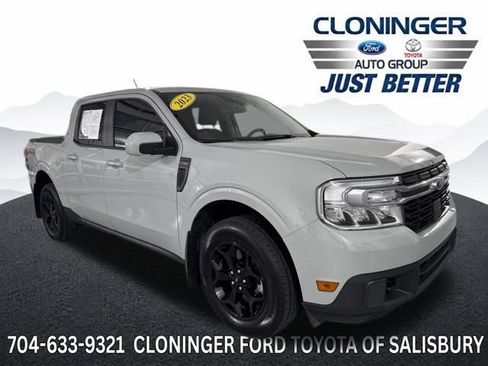 Used 2023 Ford Maverick Lariat w/ Lariat Luxury Package AWD/4WD image 1