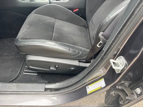 Used 2022 Dodge Charger Scat Pack RWD image 14