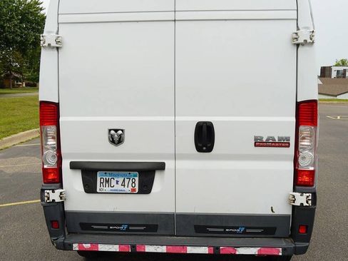 Used 2018 RAM ProMaster 2500 FWD image 24