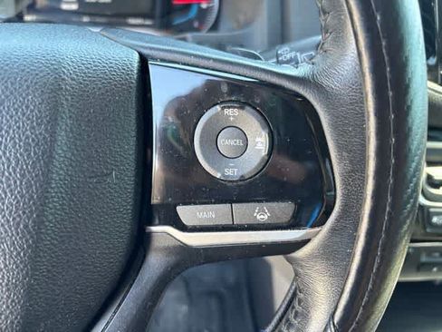 Used 2019 Honda Pilot Touring image 12