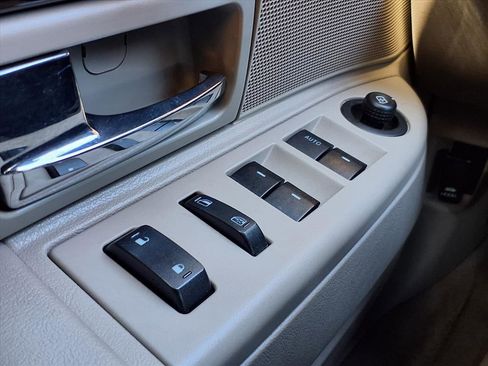 Used 2009 Mercury Grand Marquis LS image 22