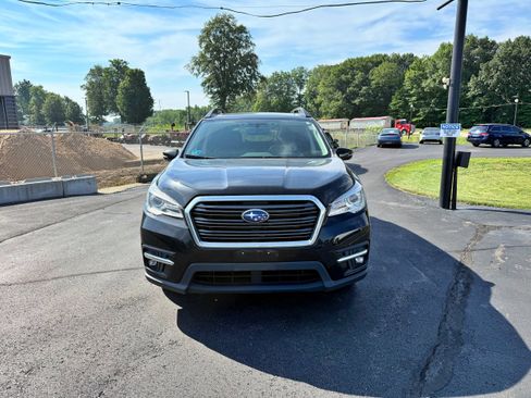 Used 2022 Subaru Ascent Limited w/ Technology Package AWD/4WD image 4