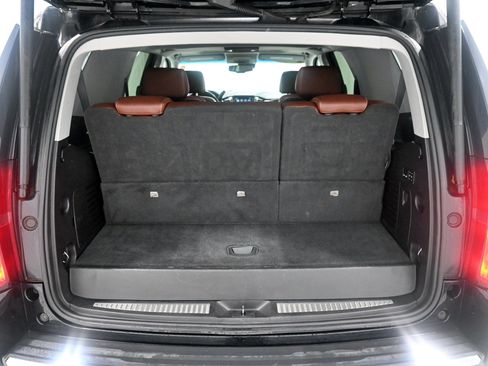 Used 2019 Chevrolet Tahoe Premier w/ Premier Plus Edition AWD/4WD image 41
