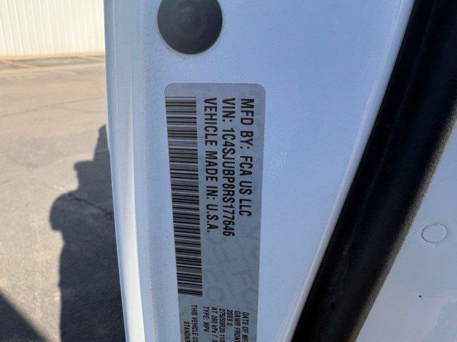 Used 2024 Jeep Wagoneer Series II w/ Flexible Seating Group RWD image 13