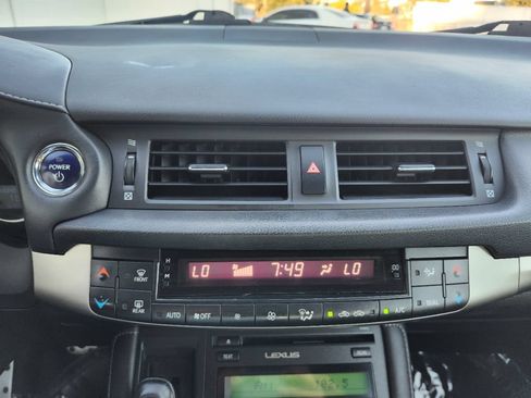 Used 2015 Lexus CT 200h w/ F Sport w/Nuluxe Interior FWD image 14
