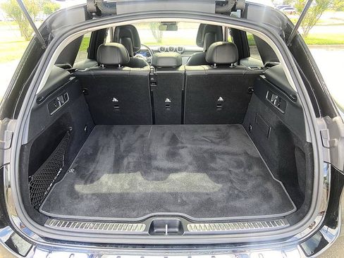 Used 2023 Mercedes-Benz GLC 300 4MATIC image 14