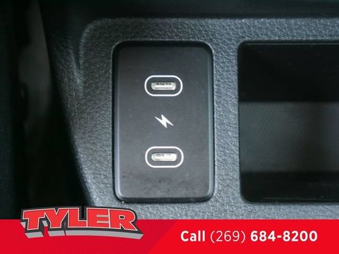 Used 2024 Kia Seltos S AWD/4WD image 39