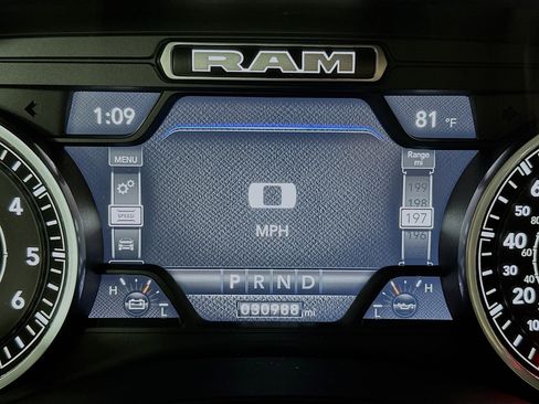 Used 2022 RAM 1500 Laramie w/ Sport Appearance Package AWD/4WD image 12