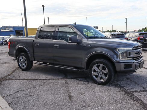 Used 2018 Ford F150 XLT w/ Equipment Group 302A Luxury AWD/4WD image 3
