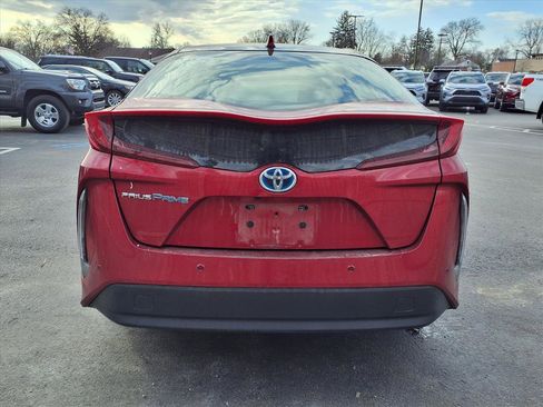 Used 2018 Toyota Prius Prime Advanced image 29