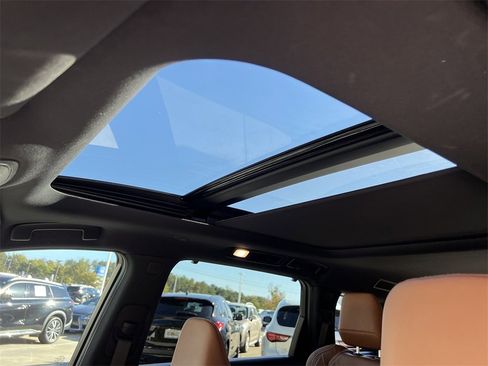 Used 2025 INFINITI QX60 Autograph w/ Cargo Package image 30