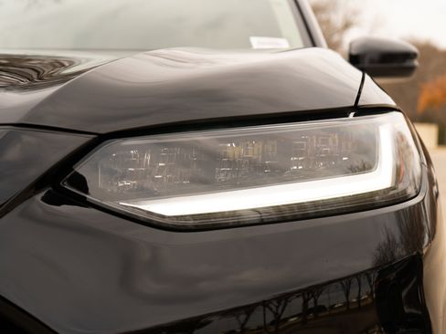 Certified 2023 Honda HR-V EX-L image 11