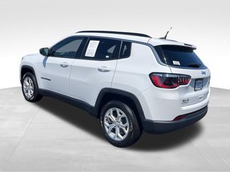 Used 2024 Jeep Compass Latitude AWD/4WD video 3
