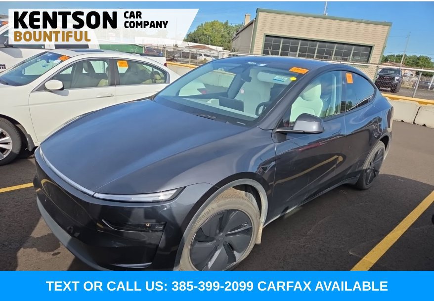 Used 2026 Tesla Model Y Long Range AWD/4WD image 1