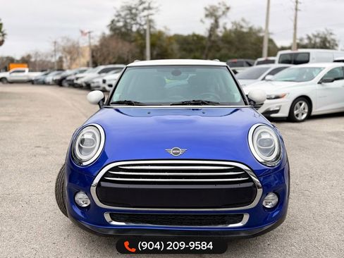Used 2019 MINI Cooper 2-Door Hardtop w/ Premium Package image 2