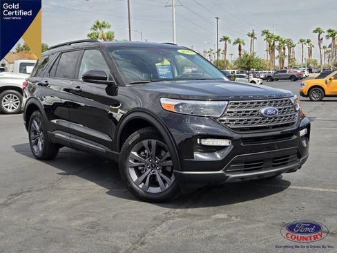 Certified 2023 Ford Explorer XLT w/ Equipment Group 202A AWD/4WD image 1