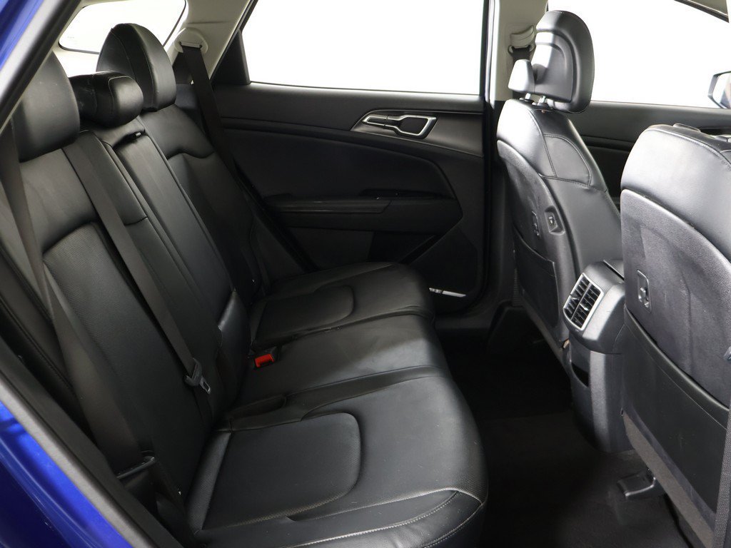 Used 2023 Kia Sportage EX FWD image 34