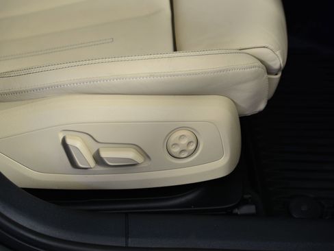 Certified 2023 Audi A4 2.0T Premium Plus w/ Premium Plus Package image 10