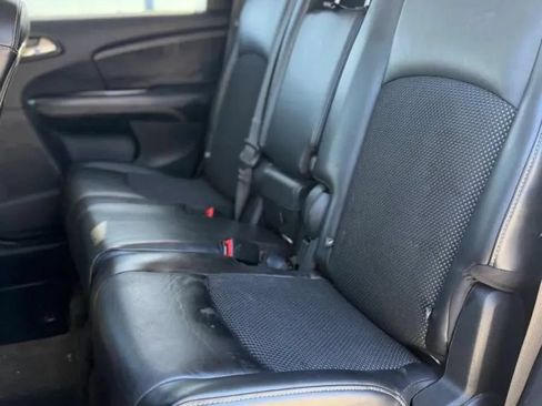 Used 2020 Dodge Journey Crossroad FWD image 14