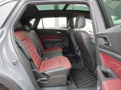 Certified 2023 Volkswagen Atlas Cross Sport SEL Premium R-Line image 19