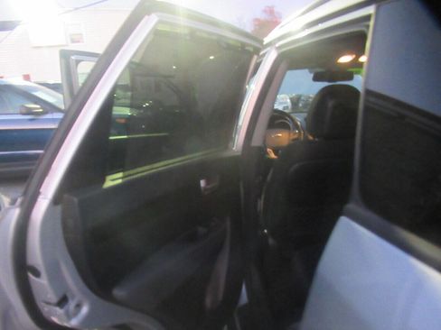 Used 2015 Kia Sorento LX image 30