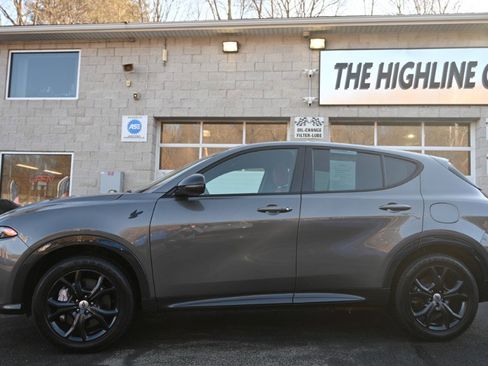 Used 2024 Dodge Hornet R/T Plus w/ R/T Blacktop Package image 4