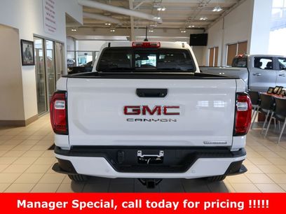 New 2026 GMC Canyon Elevation w/ Convenience Package