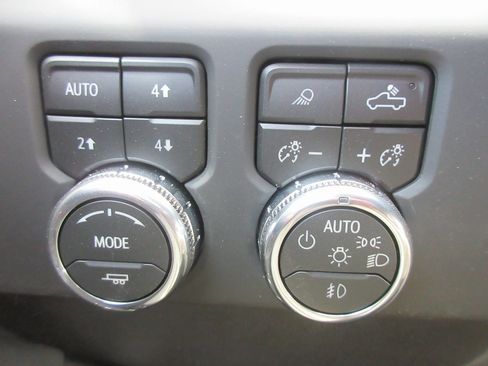 New 2026 GMC Sierra 1500 AT4 image 18