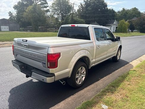Used 2018 Ford F150 Platinum w/ Equipment Group 701A Luxury AWD/4WD image 6