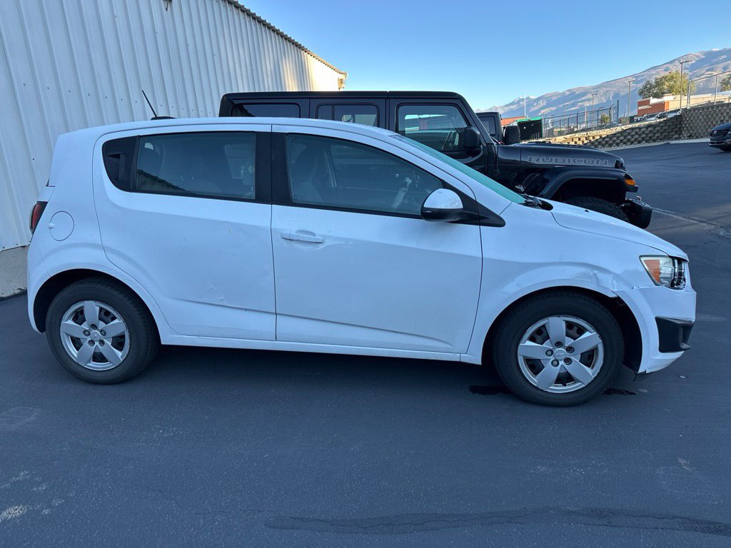 Used 2016 Chevrolet Sonic LS FWD image 4