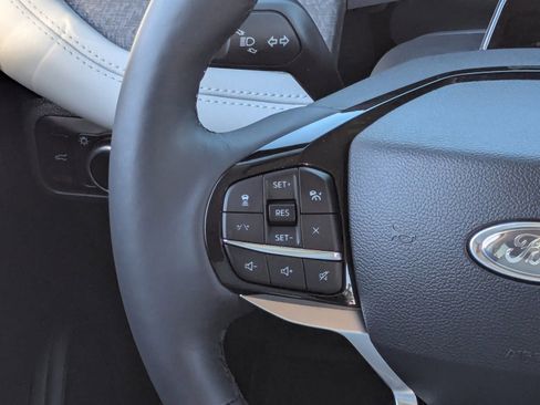 Used 2025 Ford Explorer Platinum w/ Ultimate Package image 20