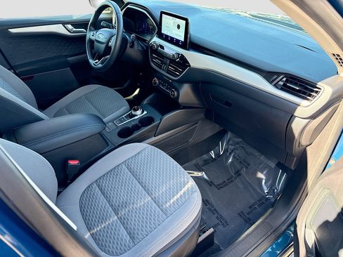 Used 2020 Ford Escape SE Sport image 13