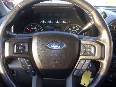 Used 2018 Ford F150 XLT w/ Equipment Group 302A Luxury AWD/4WD image 12