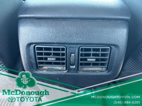 Used 2020 Toyota 4Runner SR5 AWD/4WD image 5