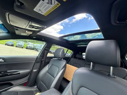 Used 2022 Kia Sportage Nightfall Edition w/ Nighfall AWD Premium Package image 16