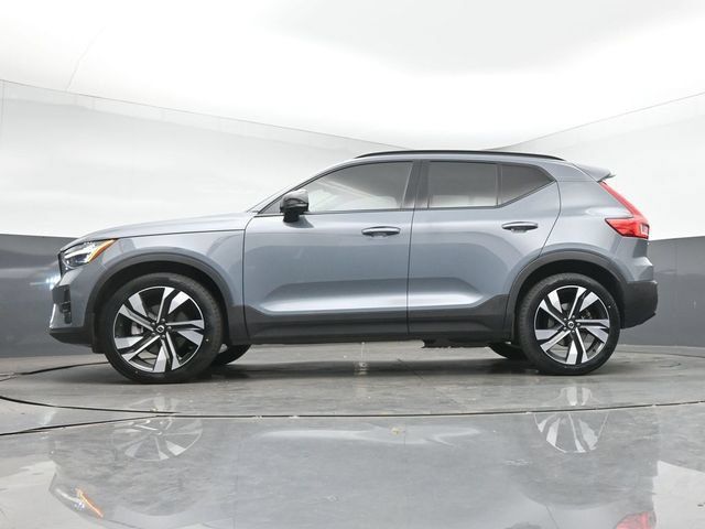 Used 2023 Volvo XC40 B5 Ultimate w/ Protection Package Premier AWD/4WD image 41