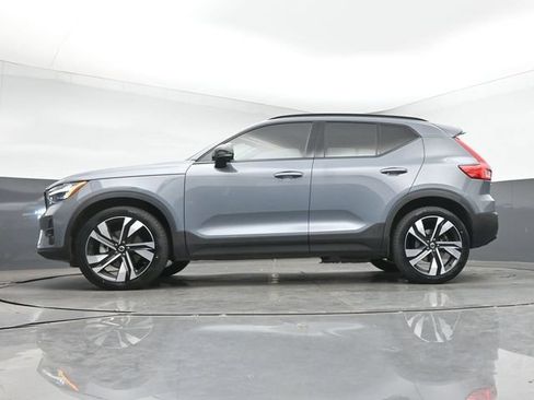 Used 2023 Volvo XC40 B5 Ultimate w/ Protection Package Premier AWD/4WD image 41