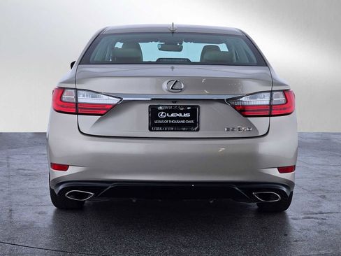 Used 2018 Lexus ES 350 image 4