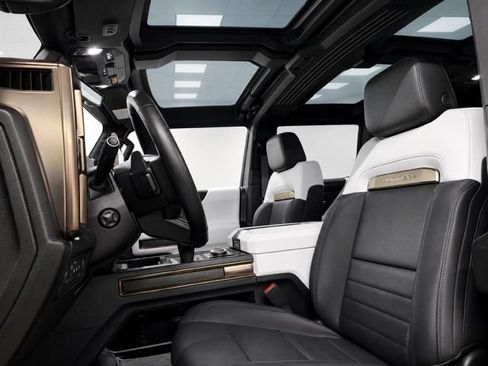 Used 2024 GMC Hummer EV 3X AWD/4WD image 14