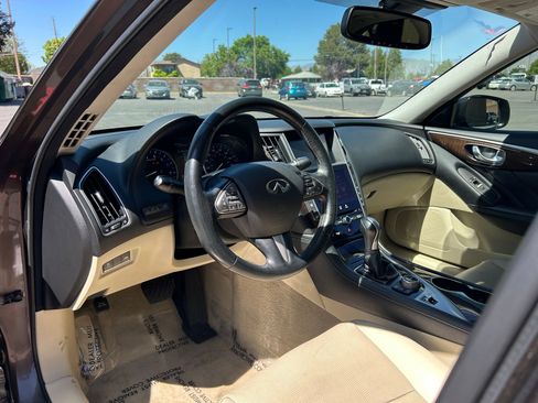 Used 2014 INFINITI Q50 Premium w/ Deluxe Touring Package AWD/4WD image 11