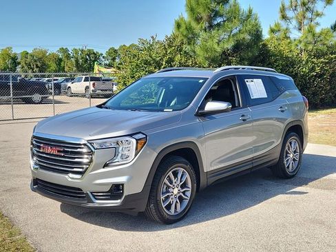 Certified 2023 GMC Terrain SLT w/ Infotainment Package II AWD/4WD image 2