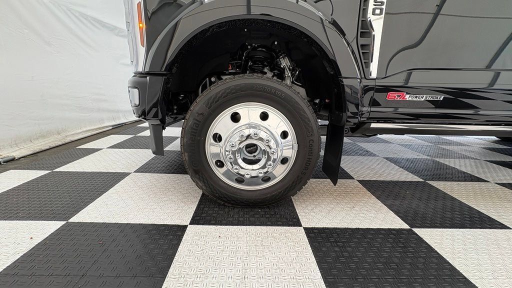 New 2026 Ford F450 Platinum w/ Platinum Plus Package AWD/4WD image 11