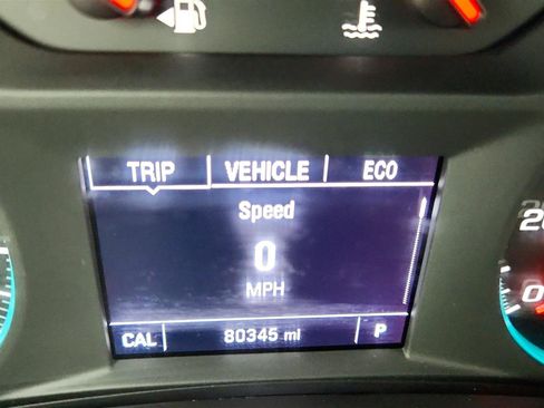 Used 2023 Chevrolet Equinox LS image 29